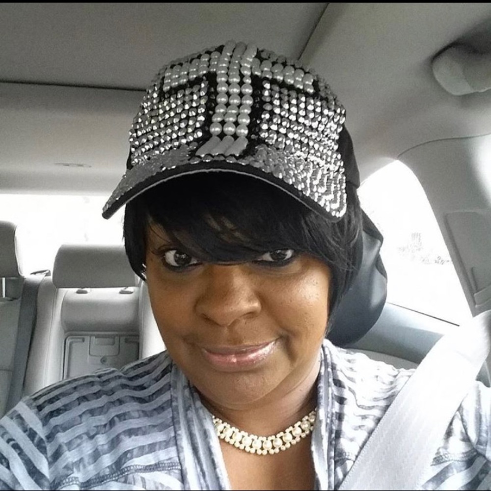 Meet your Posher, Denise